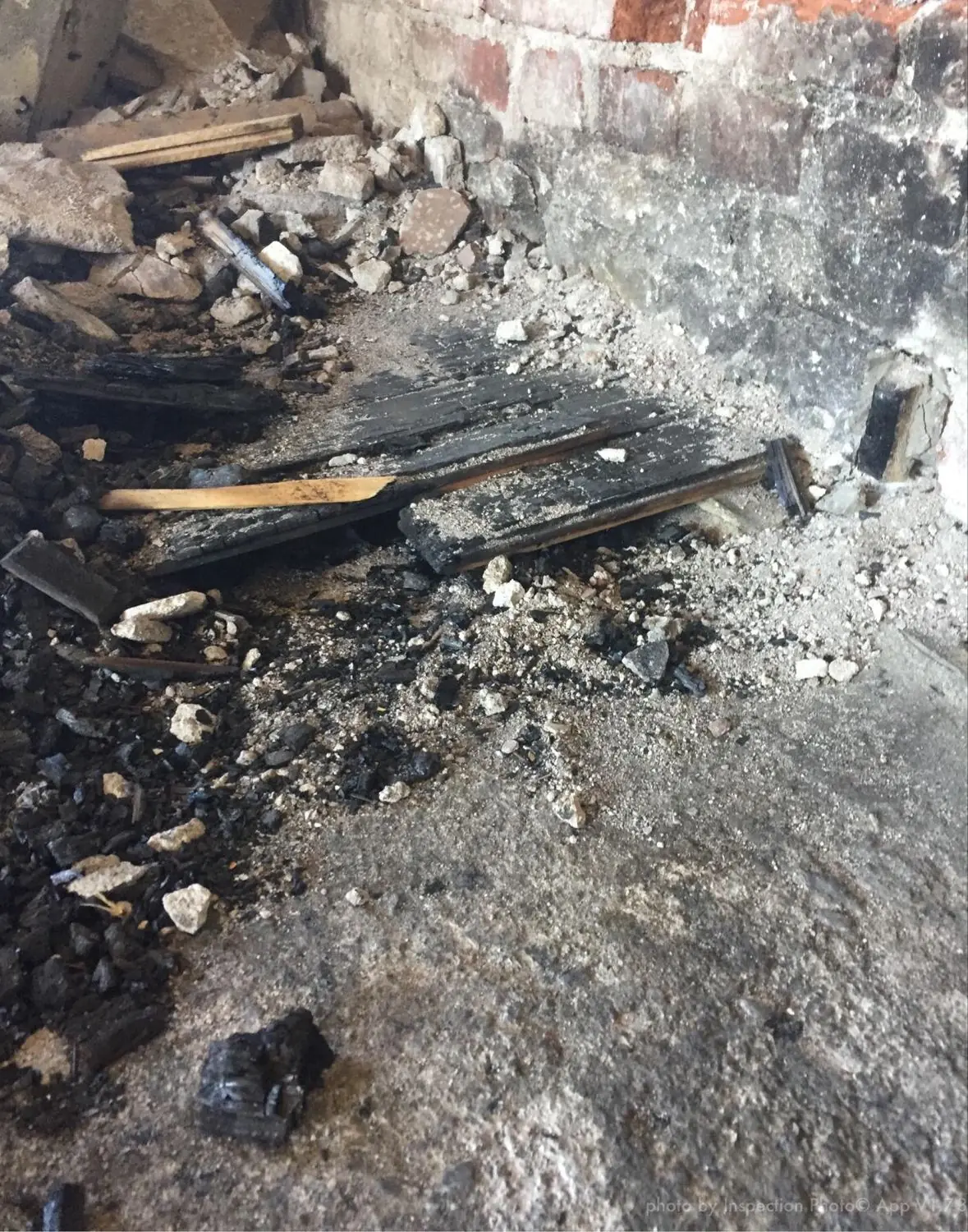 Incendio doloso: foto del sopralluogo
