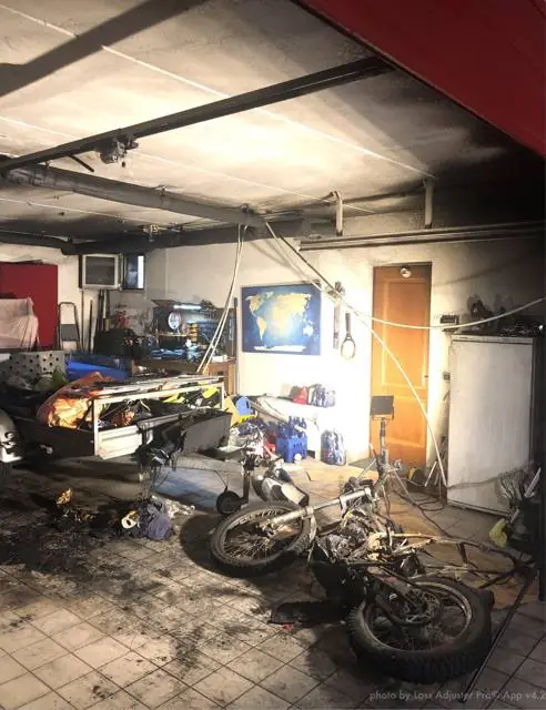 Incendio accidentale: incendio motociclo in autorimessa, casa a schiera - vicenza: foto 3