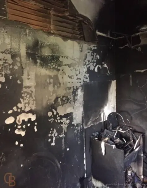 Incendio accidentale: corto circuito carica batterie avvitatore, villa - padova: foto 3