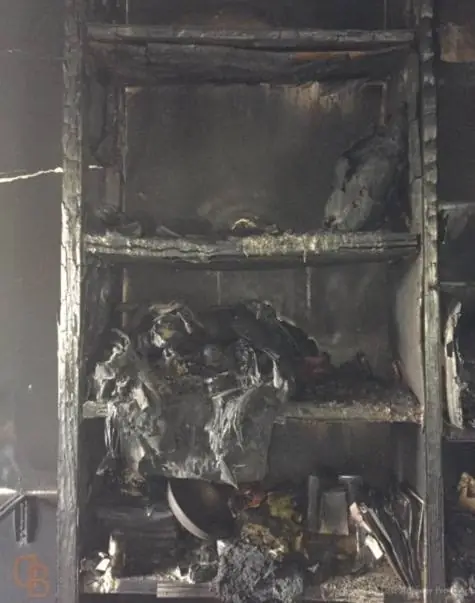 Incendio accidentale: corto circuito carica batterie avvitatore, villa - padova: foto 7