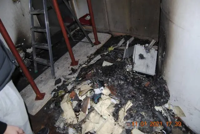 Incendio accidentale: presa elettrica, ufficio - corto circuito accidentale: foto 6